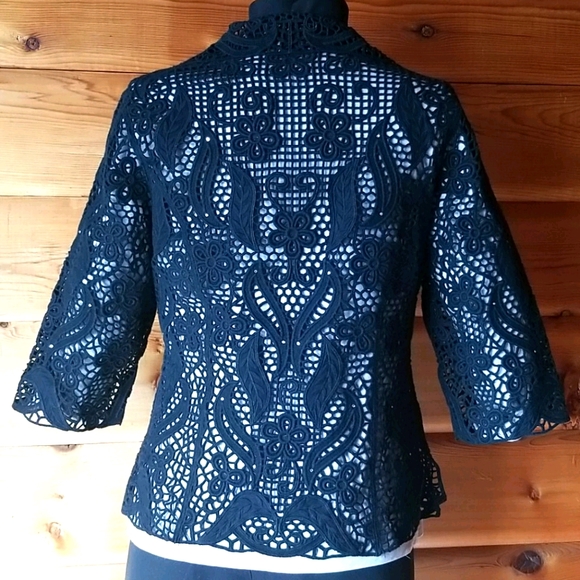 Lace jacket - Picture 2 of 5